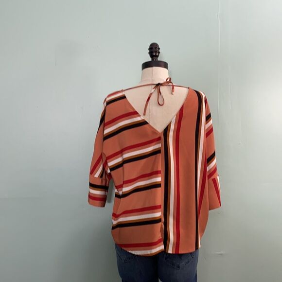 Express Striped Multicolored Top - Picture 3 of 4